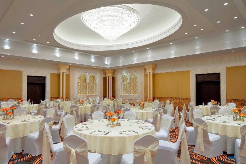 Sheraton Sharjah Beach Resort & Spa - Toplantı
