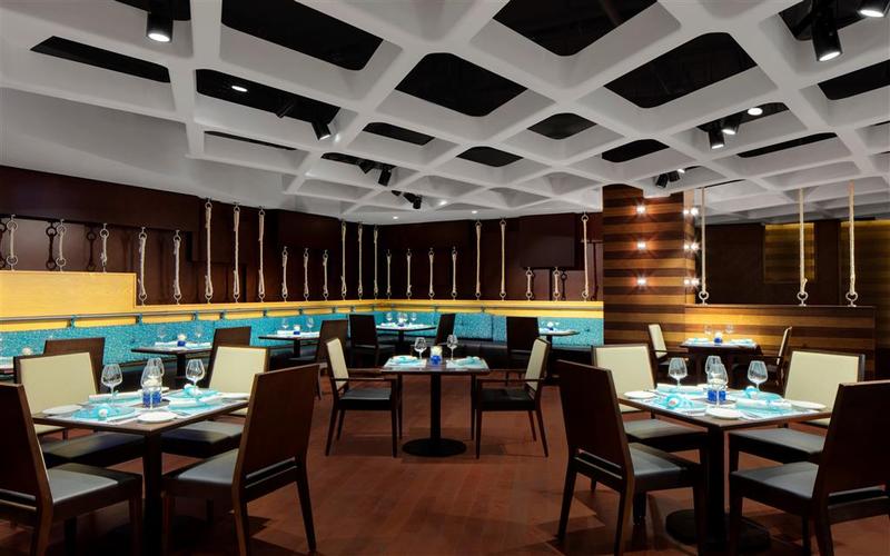 Sheraton Sharjah Beach Resort & Spa - Genel