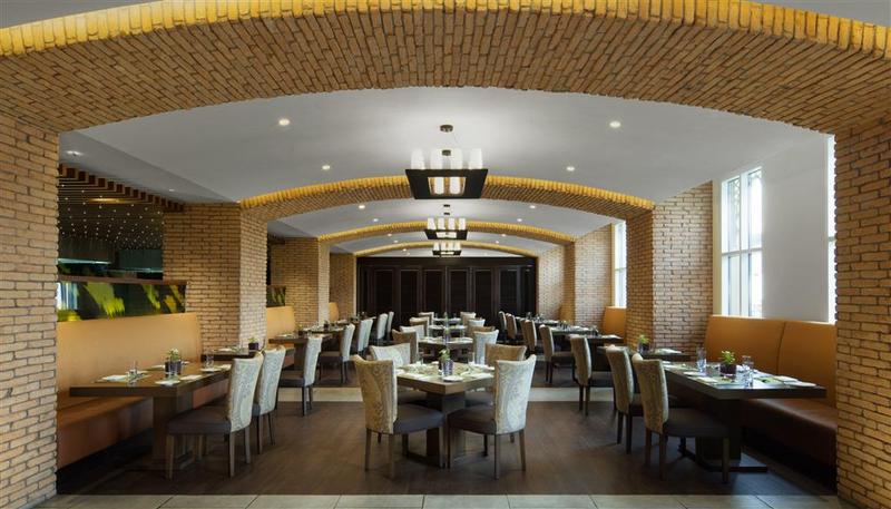 Sheraton Sharjah Beach Resort & Spa - Genel
