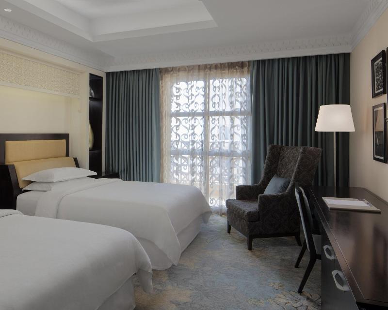 Sheraton Sharjah Beach Resort & Spa - Oda