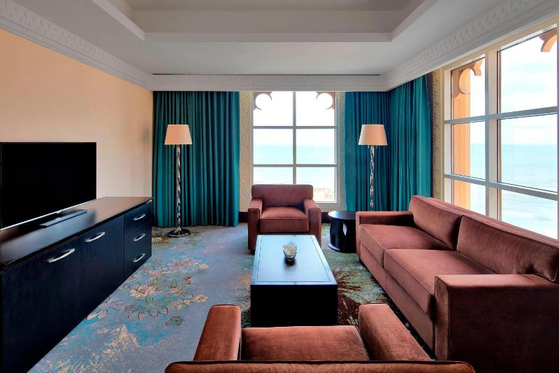 Sheraton Sharjah Beach Resort & Spa - Oda