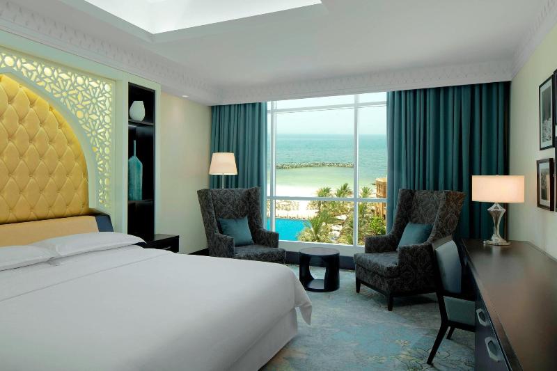 Sheraton Sharjah Beach Resort & Spa - Oda