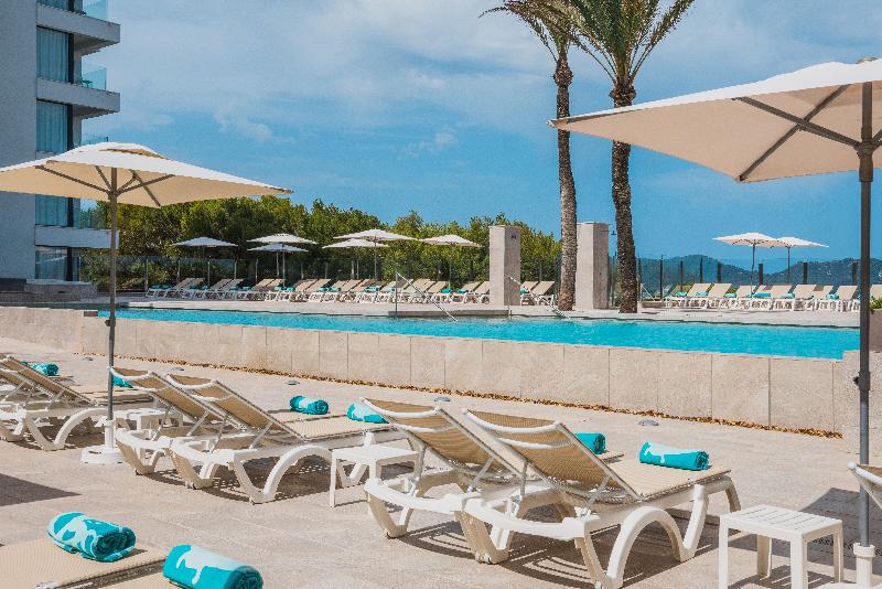 Iberostar Waves Cala Millor - Havuz