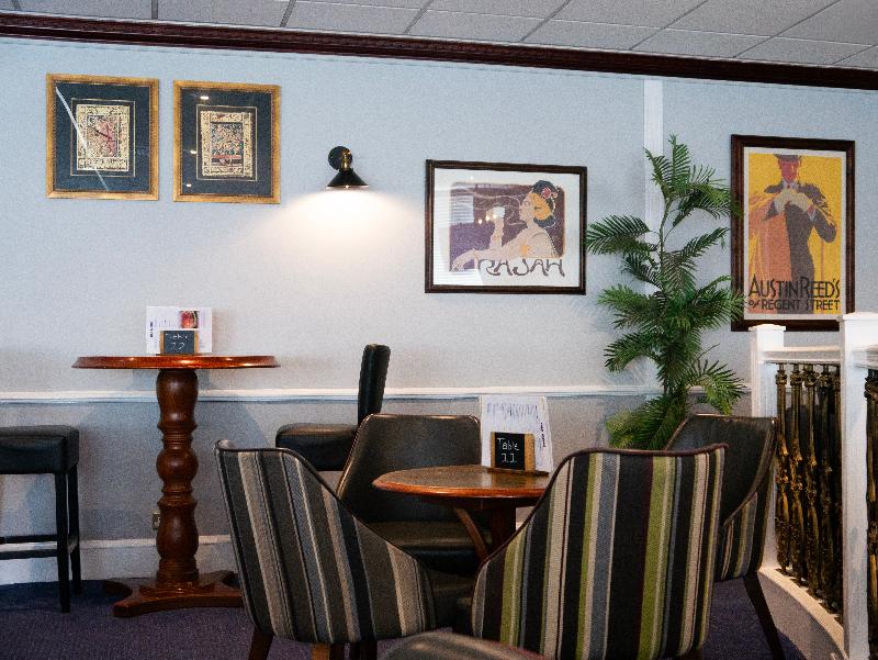 Britannia Newcastle Airport - Bar