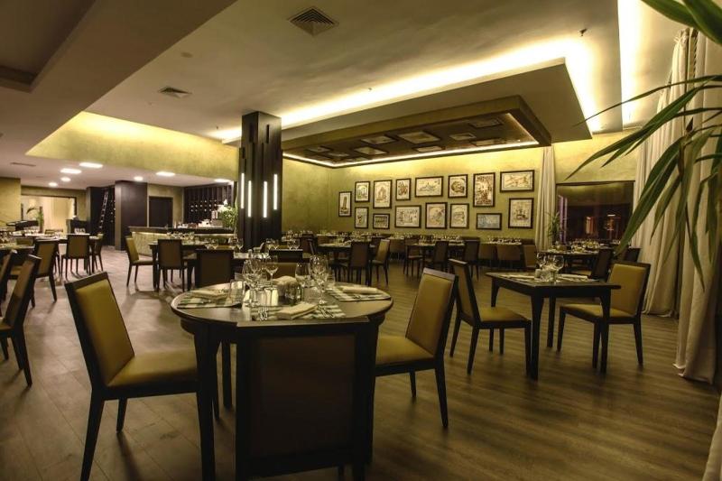 Savoy Le Grand Hotel - Restoran