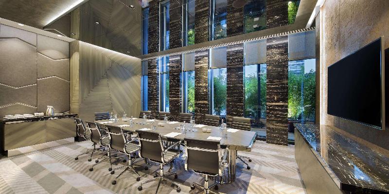 DoubleTree by Hilton Istanbul - Piyalepasa - Toplantı