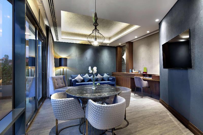 DoubleTree by Hilton Istanbul - Piyalepasa - Oda