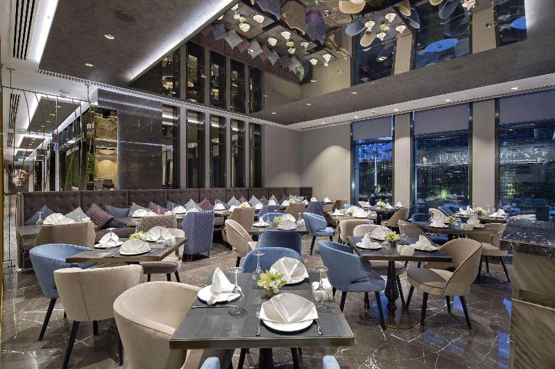 DoubleTree by Hilton Istanbul - Piyalepasa - Restoran