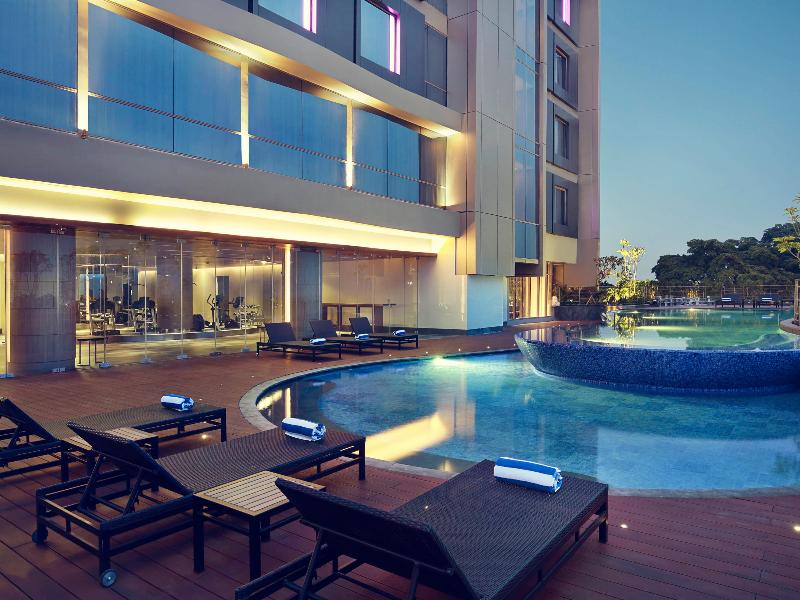 Mercure Karawang - Bar