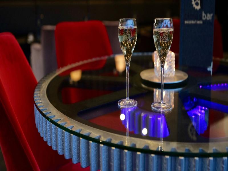 Modern Times Hotel Vevey - Bar