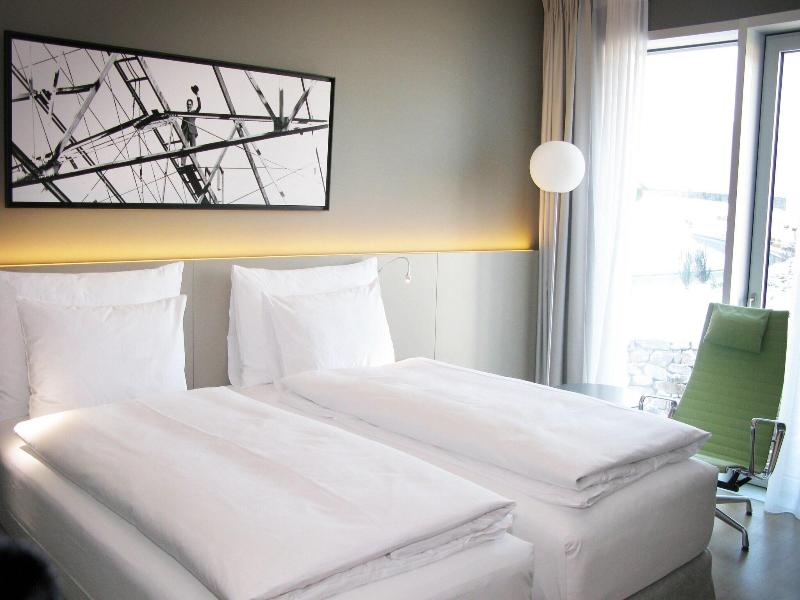 Modern Times Hotel Vevey - Oda