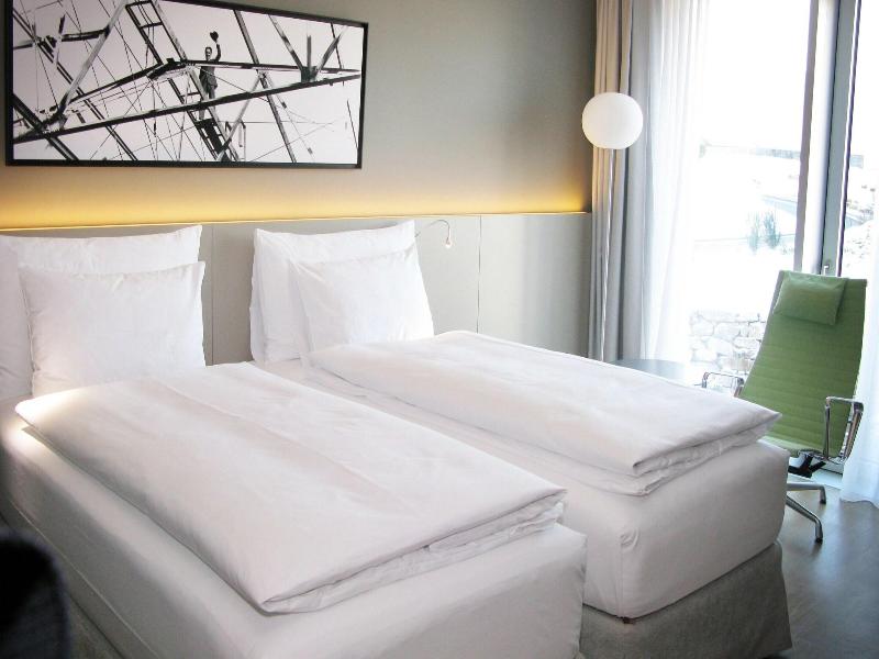 Modern Times Hotel Vevey - Oda