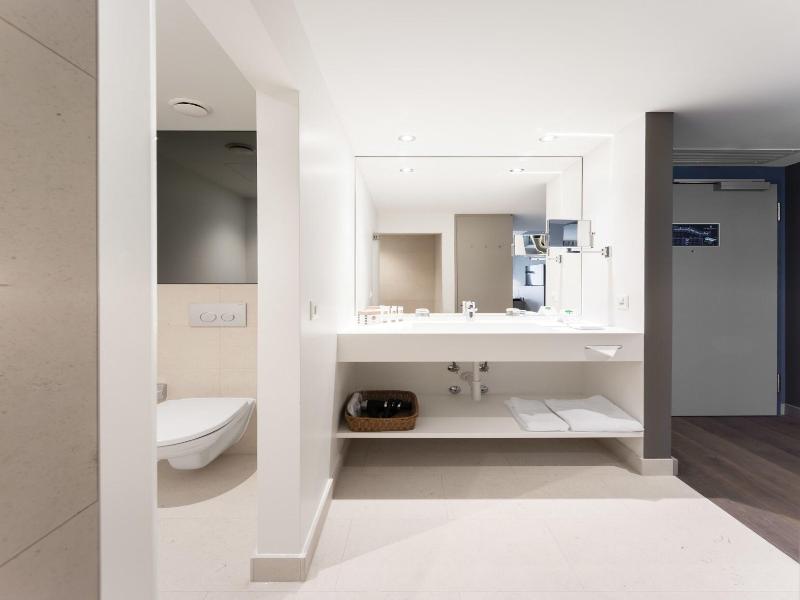 Modern Times Hotel Vevey - Oda