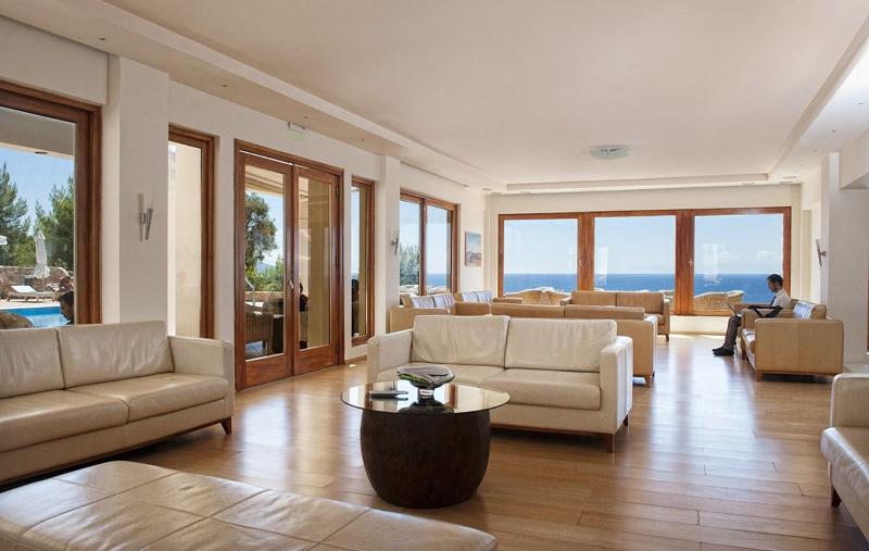 Alonissos Beach Bungalows & Suites Hotel - Lobi