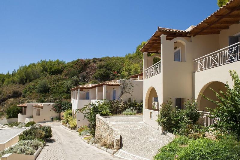 Alonissos Beach Bungalows & Suites Hotel - Genel