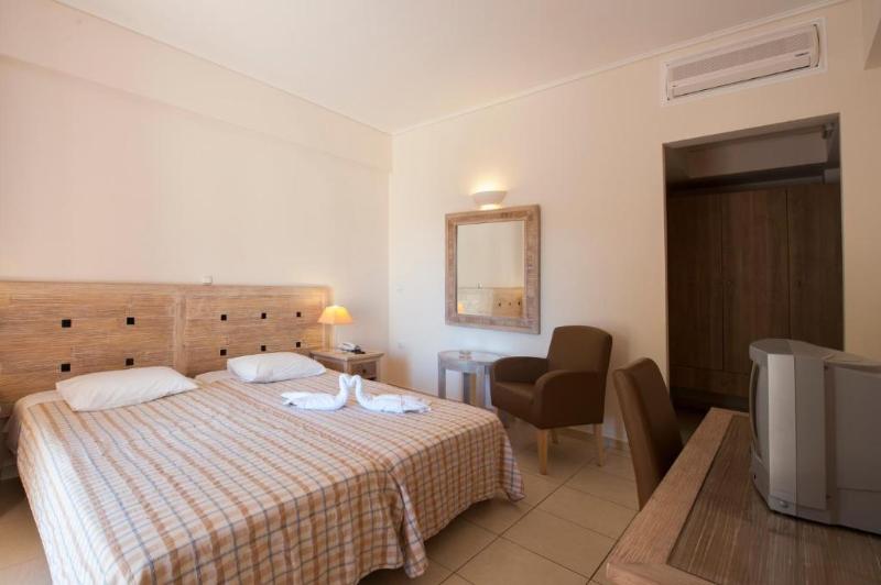 Alonissos Beach Bungalows & Suites Hotel - Oda