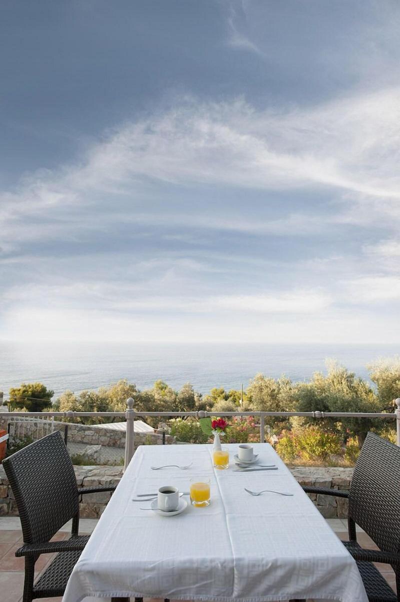 Alonissos Beach Bungalows & Suites Hotel - Restoran