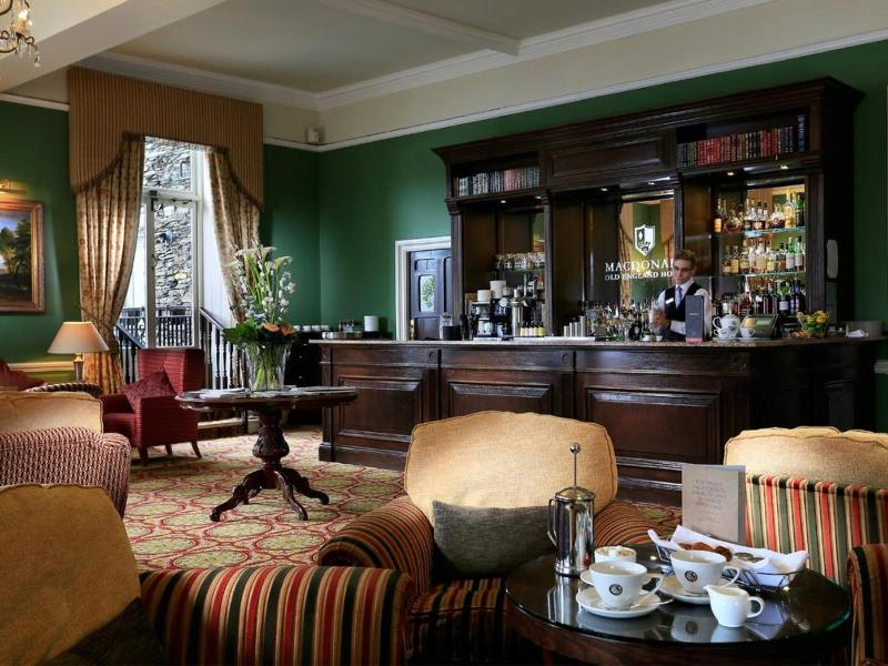 Macdonald Old England Hotel & Spa - Bar