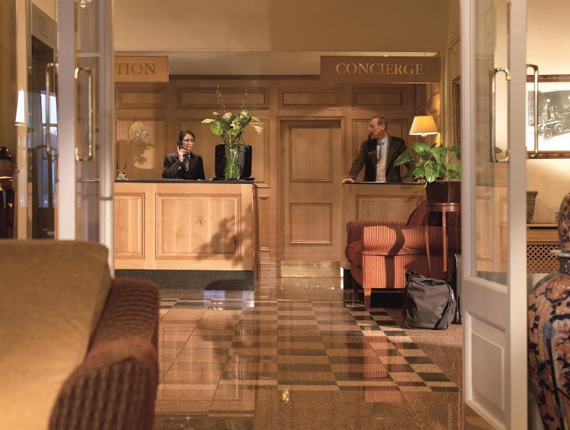 Macdonald Old England Hotel & Spa - Lobi