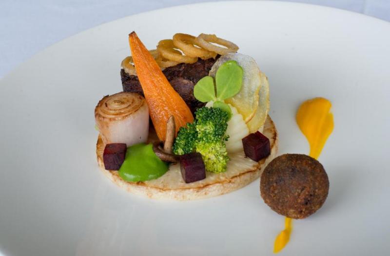 Macdonald Old England Hotel & Spa - Restoran