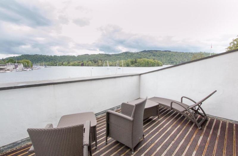 Macdonald Old England Hotel & Spa - Teras