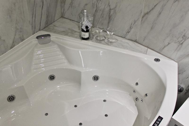 Galeria Valeria Downtown - Quaint & Elegant Hotels - Oda