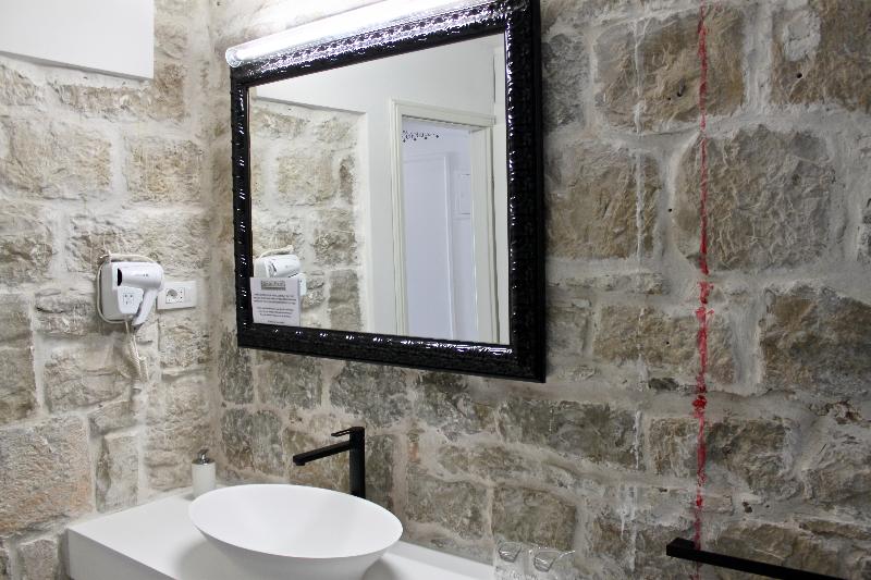 Galeria Valeria Downtown - Quaint & Elegant Hotels - Oda