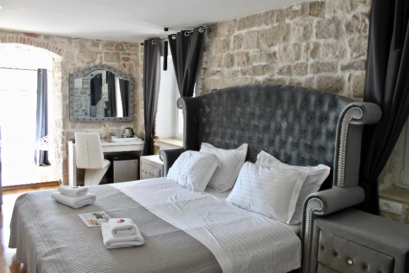 Galeria Valeria Downtown - Quaint & Elegant Hotels - Oda