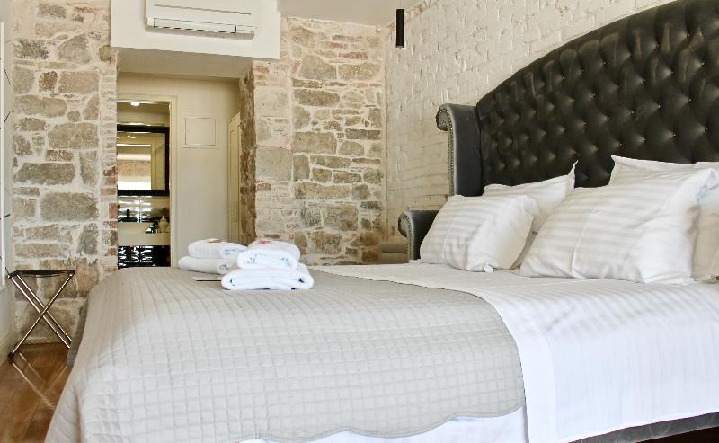 Galeria Valeria Downtown - Quaint & Elegant Hotels - Oda