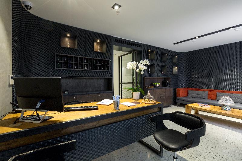 Lampa Design Hotel - Lobi