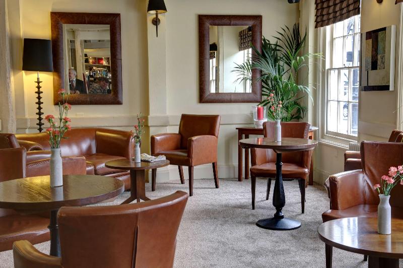 Rose & Crown Sure Hotel Collection by Best Western - Lobi