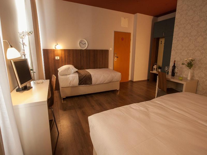Hotel Center - Oda