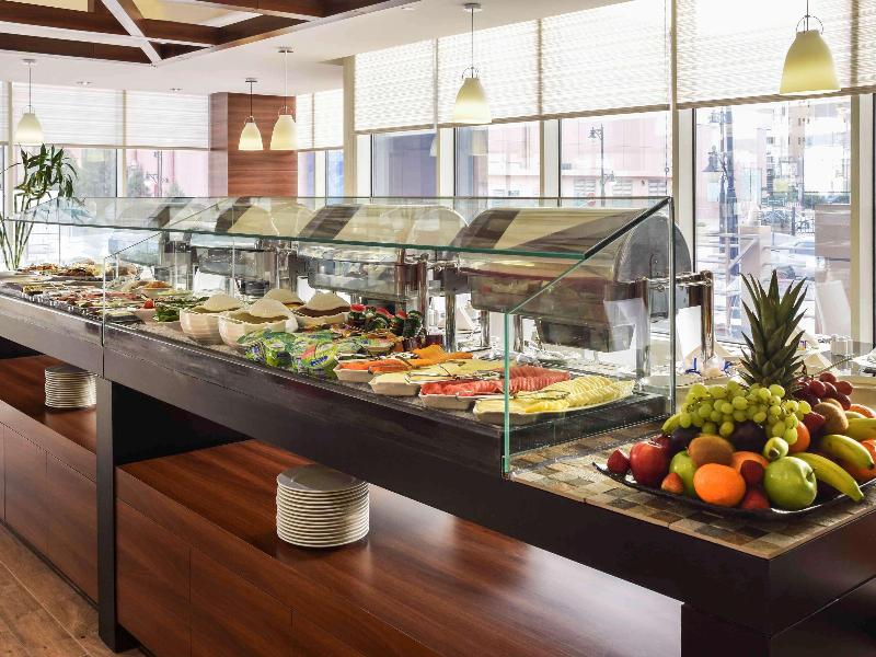 Novotel Suites Riyadh Dyar - Restoran