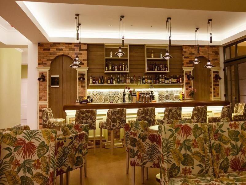 Irenes Resort - Bar