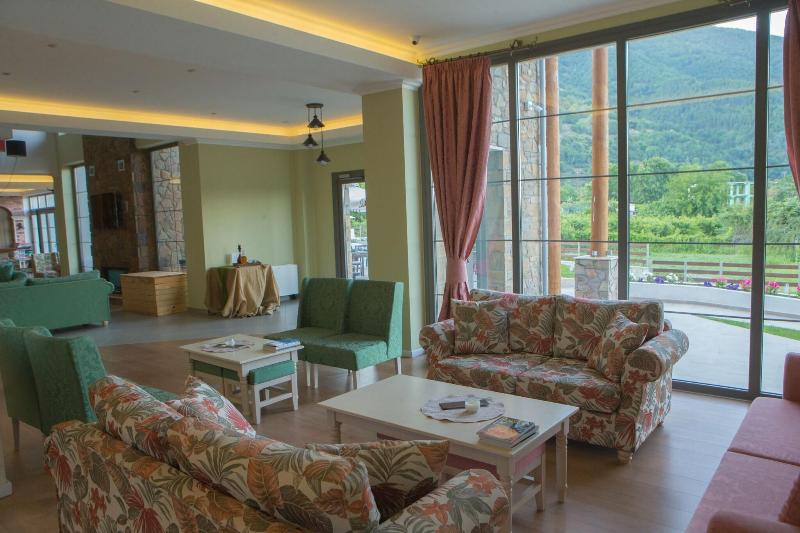 Irenes Resort - Lobi