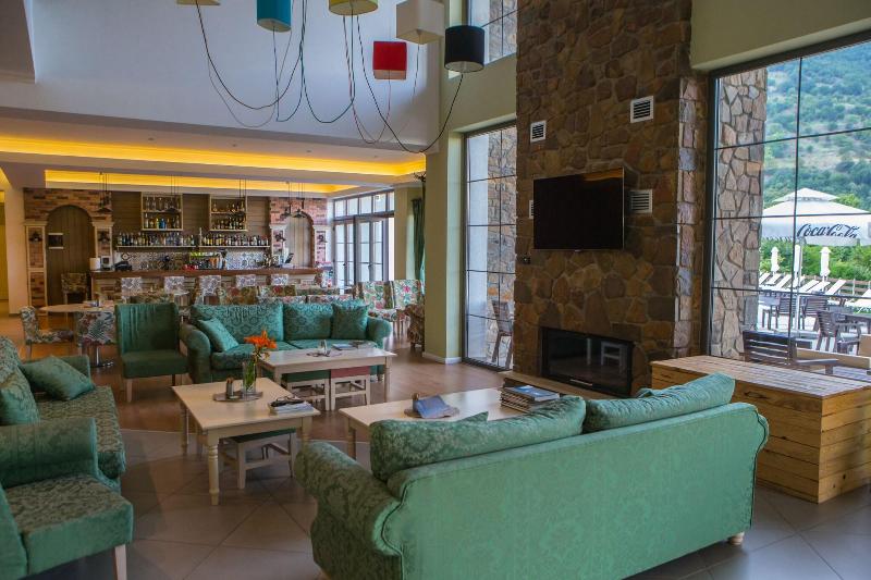 Irenes Resort - Lobi