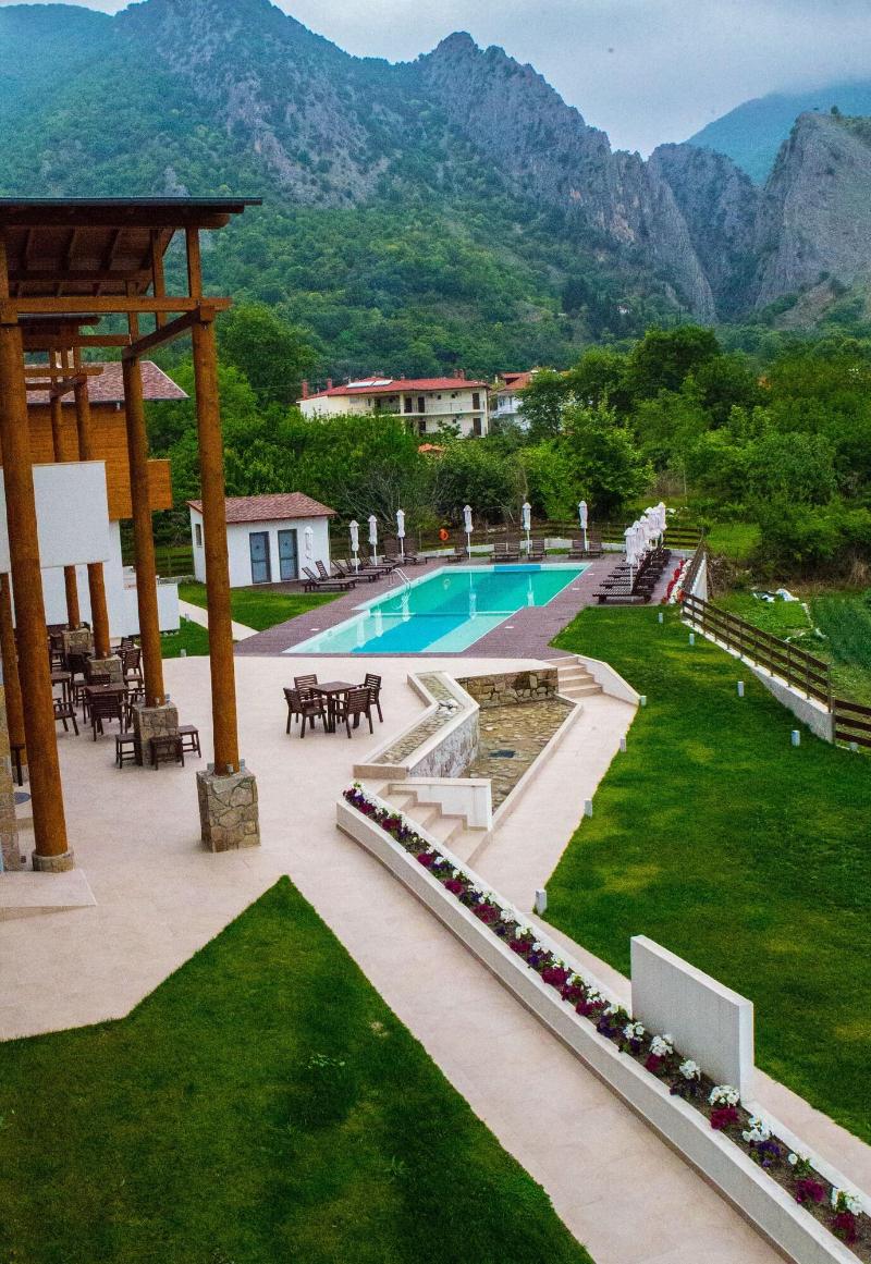 Irenes Resort - Genel