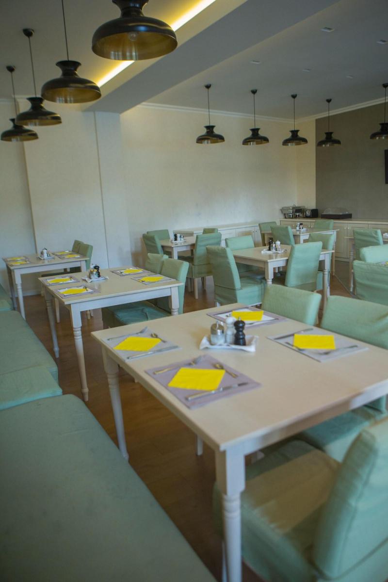 Irenes Resort - Restoran