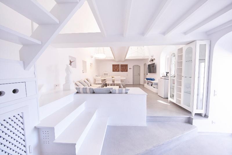 Trieris Villas & Suites - Oda