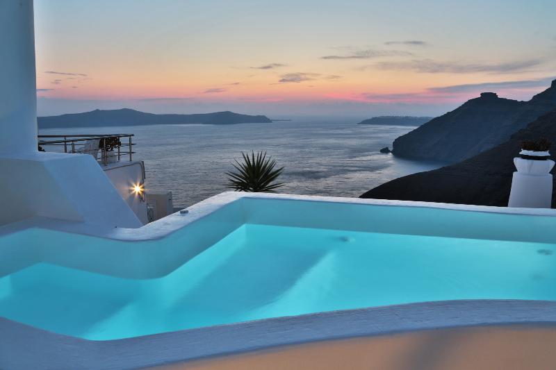 Trieris Villas & Suites - Oda