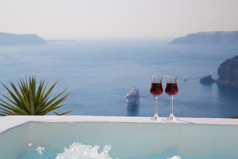 Trieris Villas & Suites - Oda