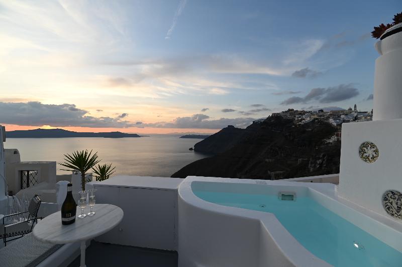 Trieris Villas & Suites - Oda