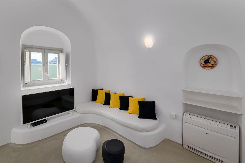 Trieris Villas & Suites - Oda