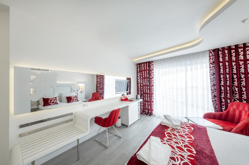 Laguna Beach Alya Resort & Spa Hotel - Oda