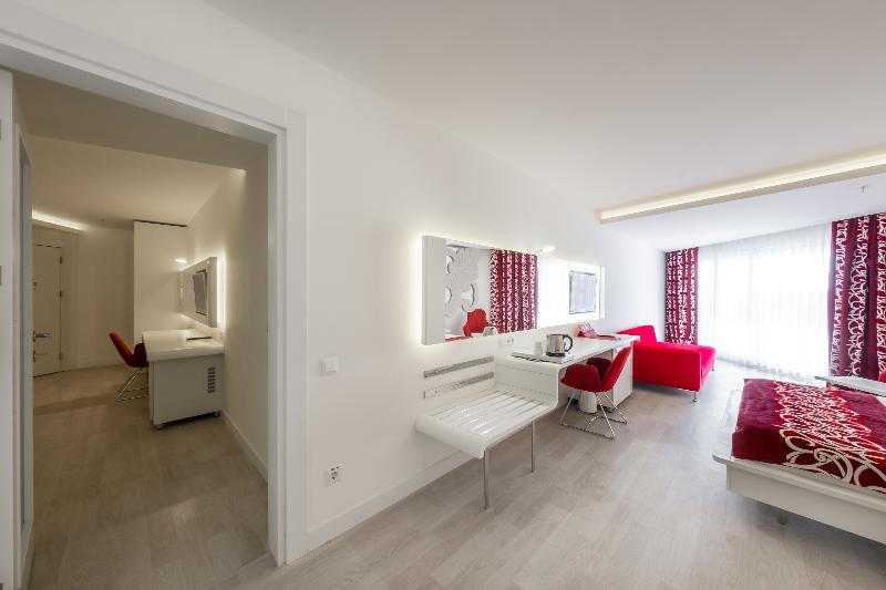 Laguna Beach Alya Resort & Spa Hotel - Oda