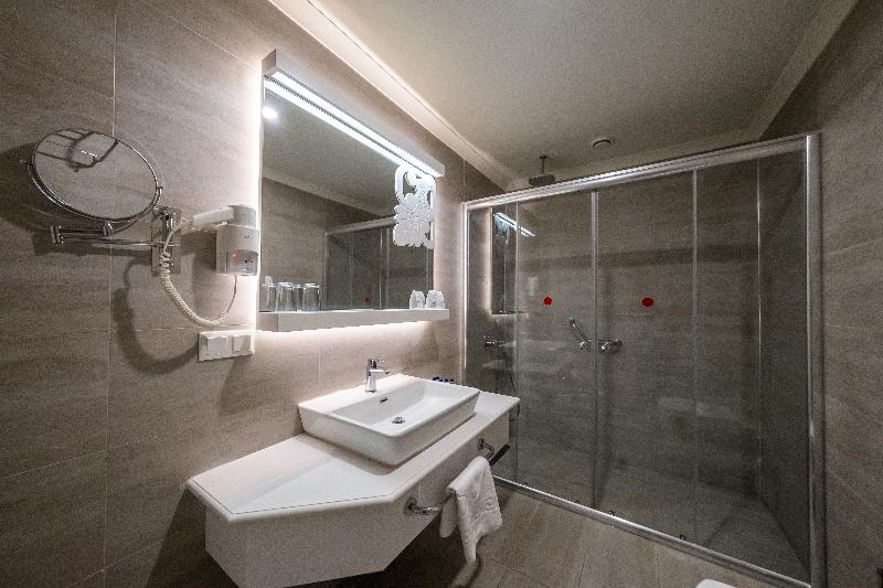 Laguna Beach Alya Resort & Spa Hotel - Oda