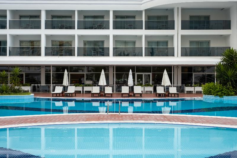 Laguna Beach Alya Resort & Spa Hotel - Havuz