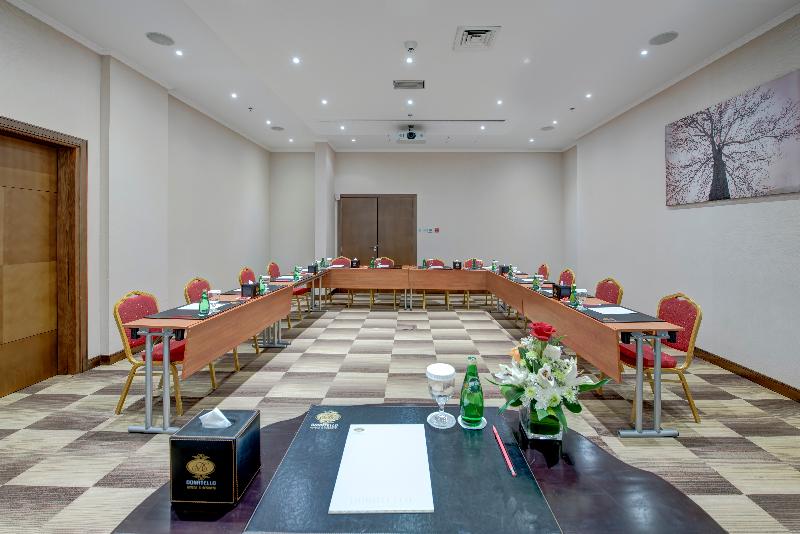 Donatello Hotel Dubai - Toplantı