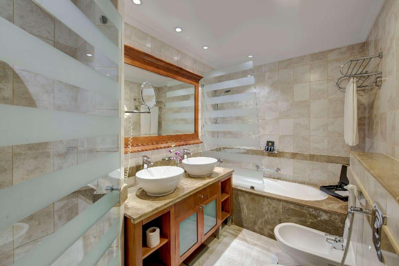 Donatello Hotel Dubai - Oda
