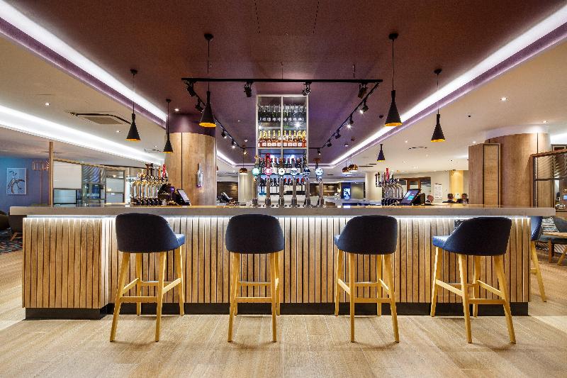 Holiday Inn London-Heathrow M4, Jct.4 - Bar